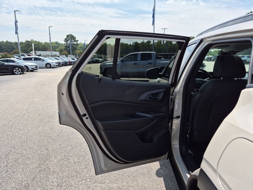 2026 Chevrolet Trax Activ - Photo 29
