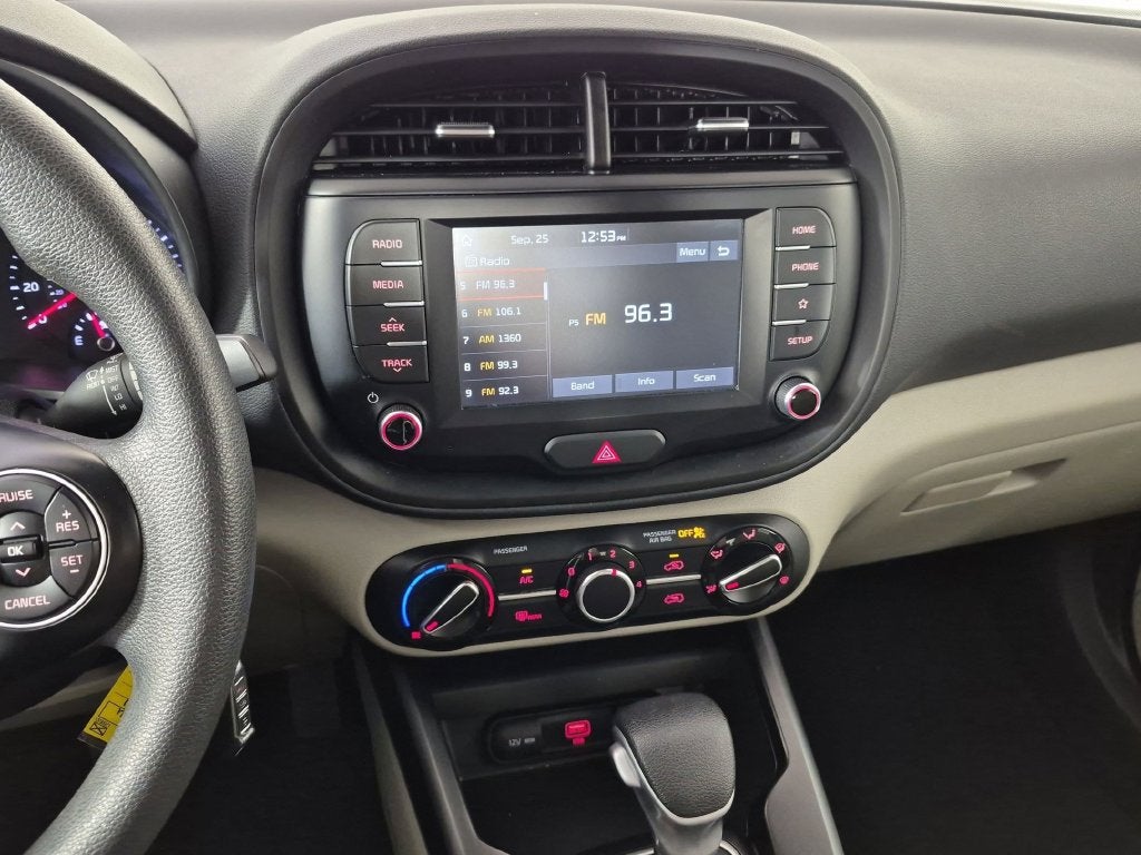 2021 Kia Soul S - Photo 22