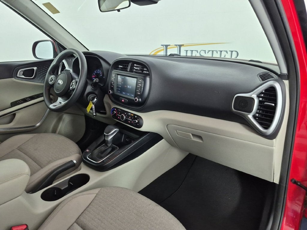 2021 Kia Soul S - Photo 36