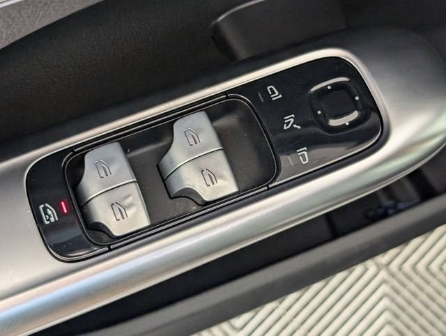 2024 Mercedes-Benz C-Class Sedan C 300 - Photo 12