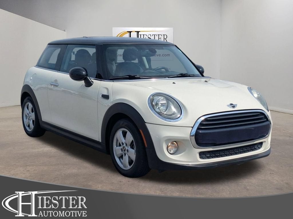 2017 MINI Hardtop Cooper