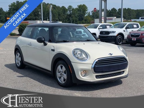2017 MINI Hardtop Cooper