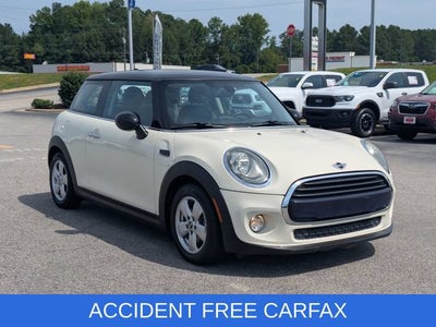 2017 MINI Hardtop Cooper