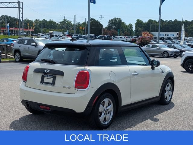 2017 MINI Hardtop Cooper