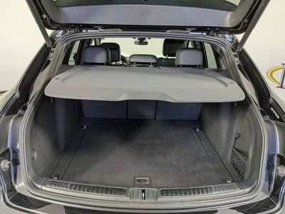 2023 Porsche Macan T