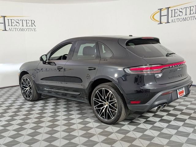 2023 Porsche Macan T