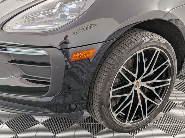 2023 Porsche Macan T